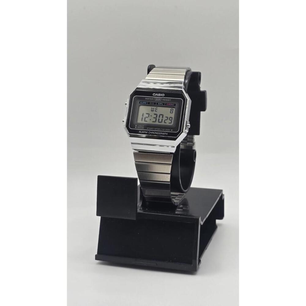 Casio A700W-1A, Digital Watch, Chronograph, Alarm, Day/Date, Super  Slim Case